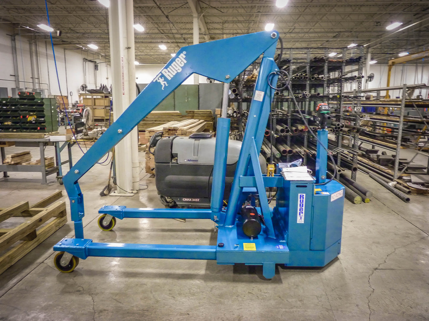 RUGER ADJUSTABLE LEG POWERED CRANE