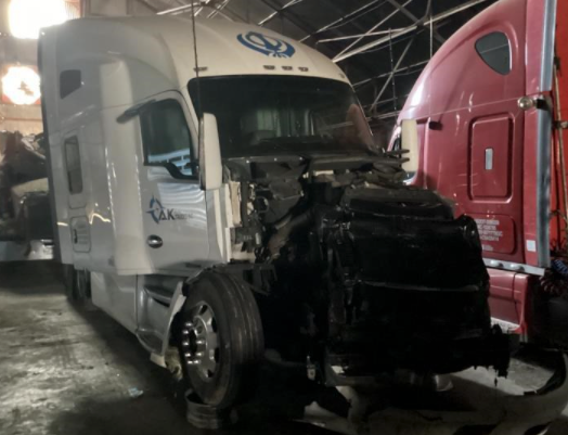 2021 KENWORTH T680 - Repairable Project Truck