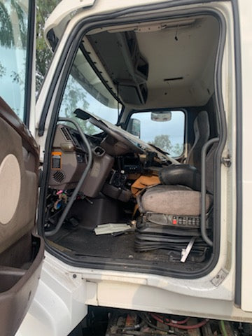 2016 Volvo VNL64T300 CAB ASSEMBLY