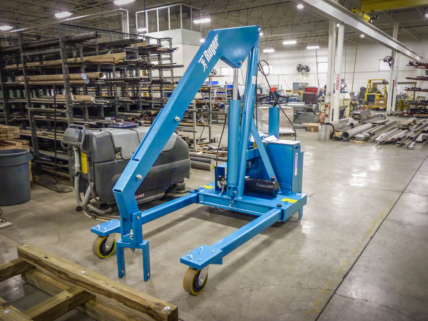 RUGER ADJUSTABLE LEG POWERED CRANE