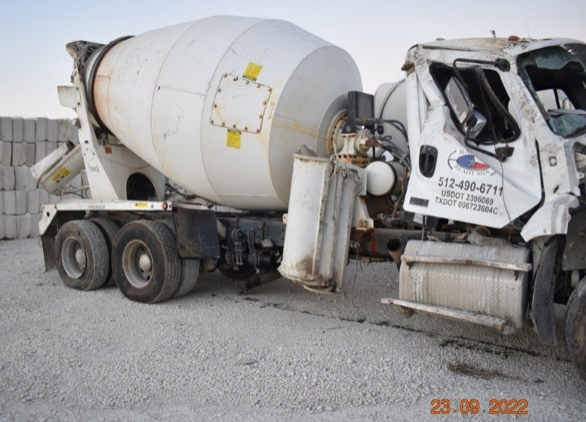 2018 FREIGHTLINER 114SD MIXER TRUCK