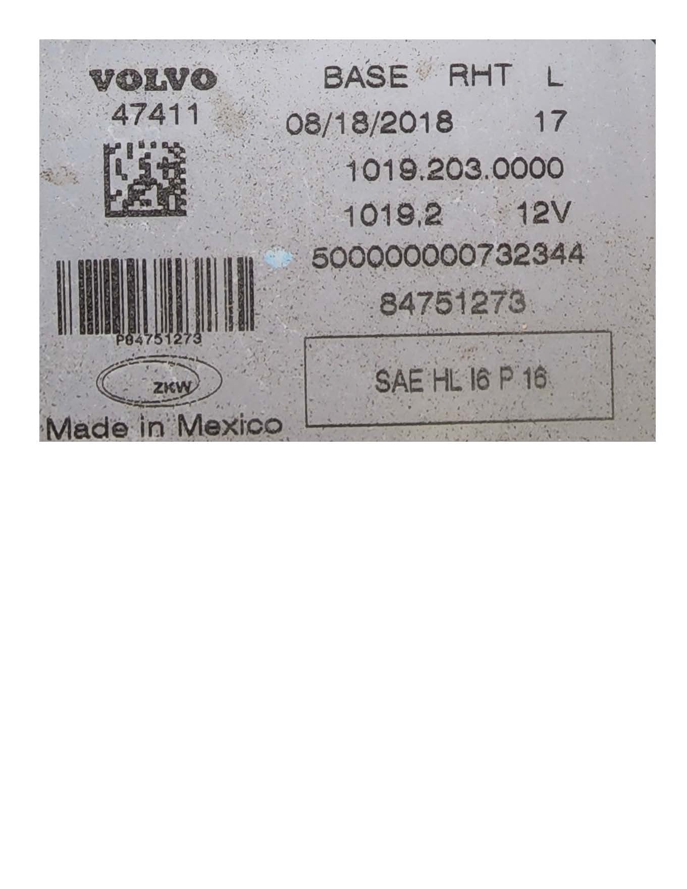 2020 VOLVO VNL300 - DRIVER SIDE HEADLIGHT