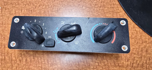 Freightliner Control Heater Climate Panel