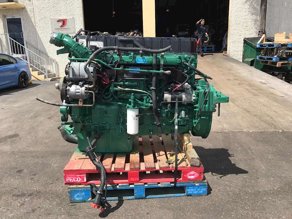 TEST VOLVO VED12 ENGINE